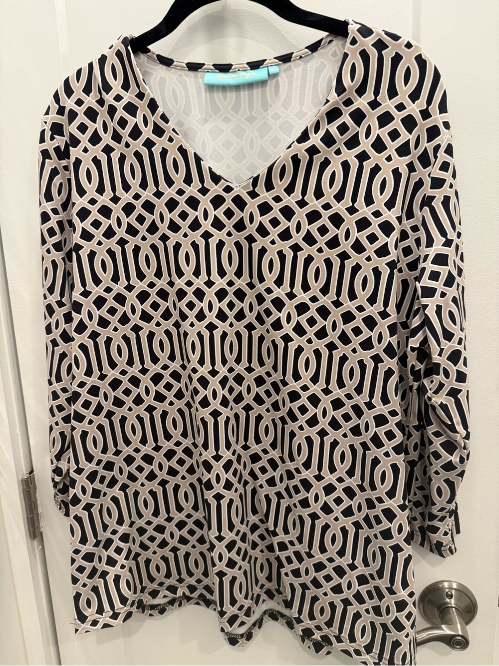 Geometric V-Neck Tunic Top in Beige and Black